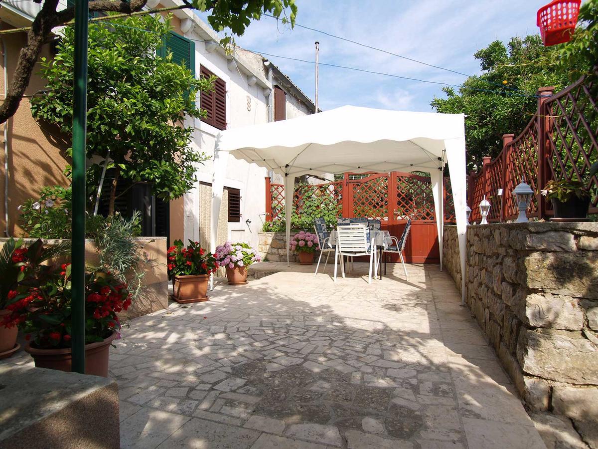 Teo Apartment Veli Losinj Exterior photo